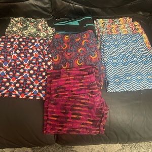 7 pairs of lularoe leggings. Great condition. Size tall & curvy.